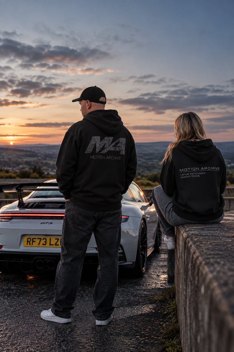 Hoodies & Sweatshirts